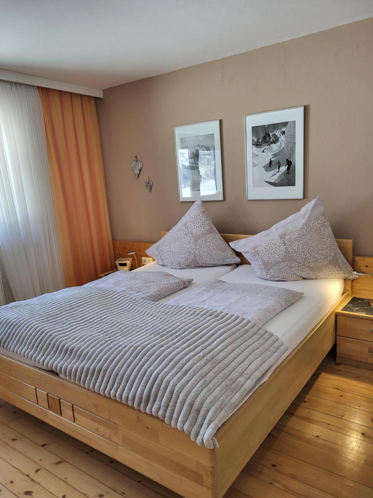 Apartment Bei Anna Schlitters Buitenkant foto